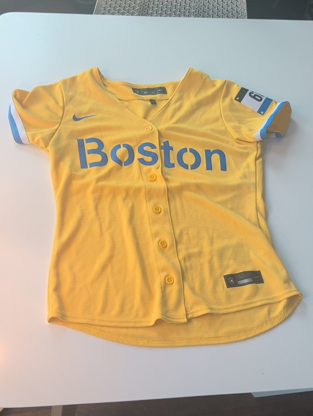 women's Nike Boston Red Sox City Connect Yellow Jersey – 617 Sleeve Patch